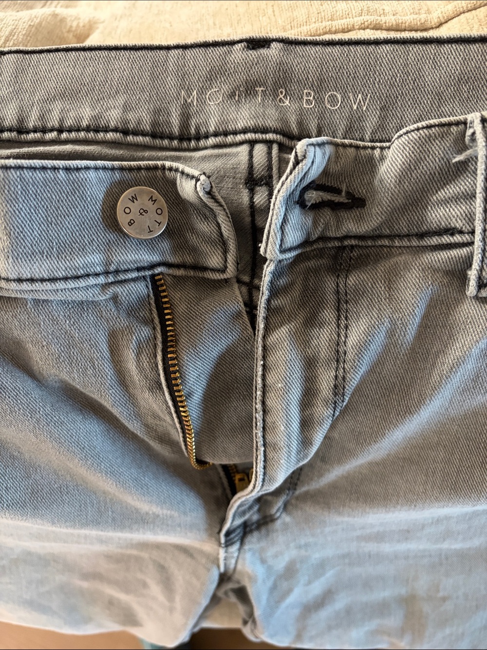 Mott and Bow light grey jeans